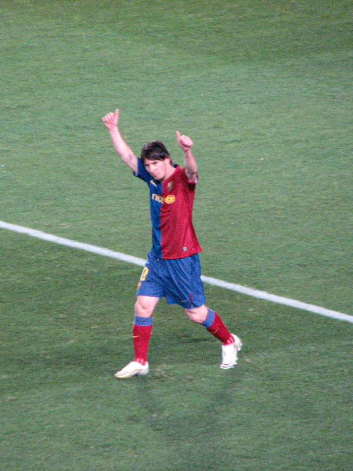 九游娱乐-梅西迎来五赛季高光表现，SKT球迷沸腾！的简单介绍